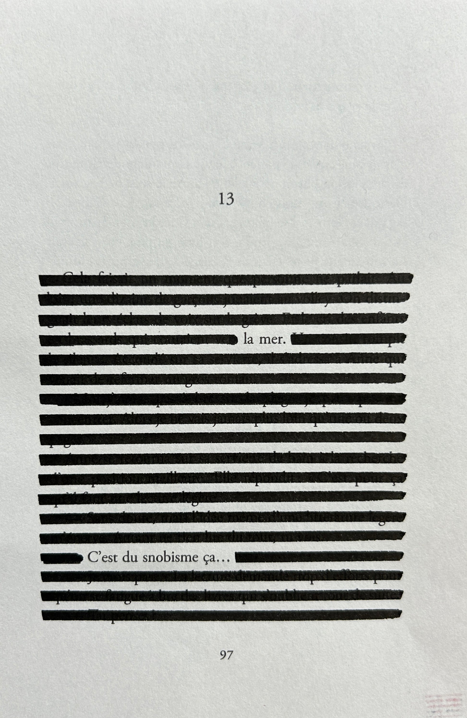 Caviardage avec les mots visibles : « la mer. C’est du snobisme ça… »