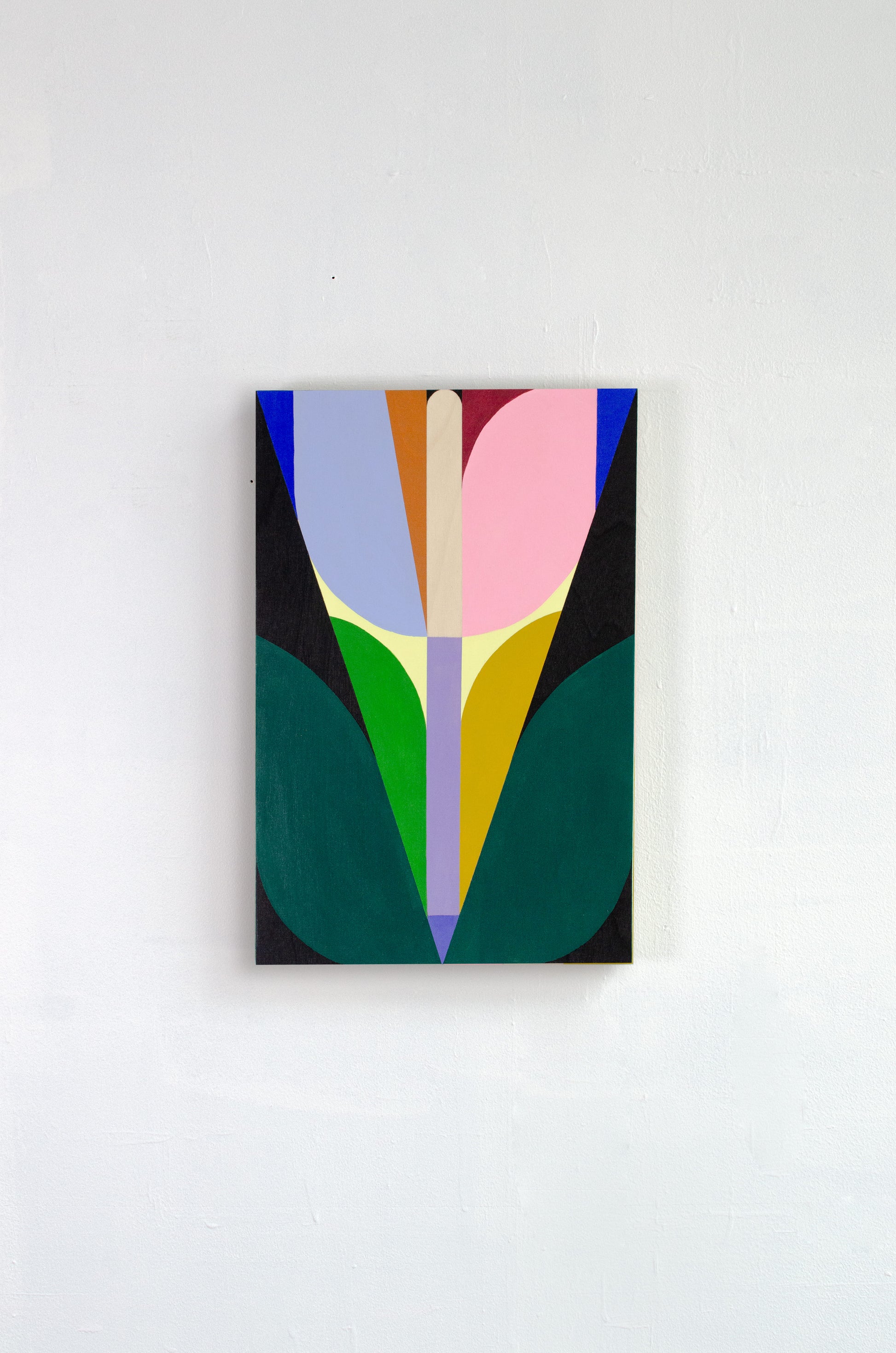 Peinture abstraite géométrique Pavillon 02 par The Feebles, acrylique sur bois, couleurs violet, jaune, bleu et vert, Galerie Maison Sanat, Île de Ré